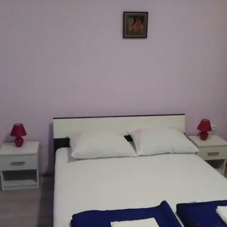 Antonia Apartmán *